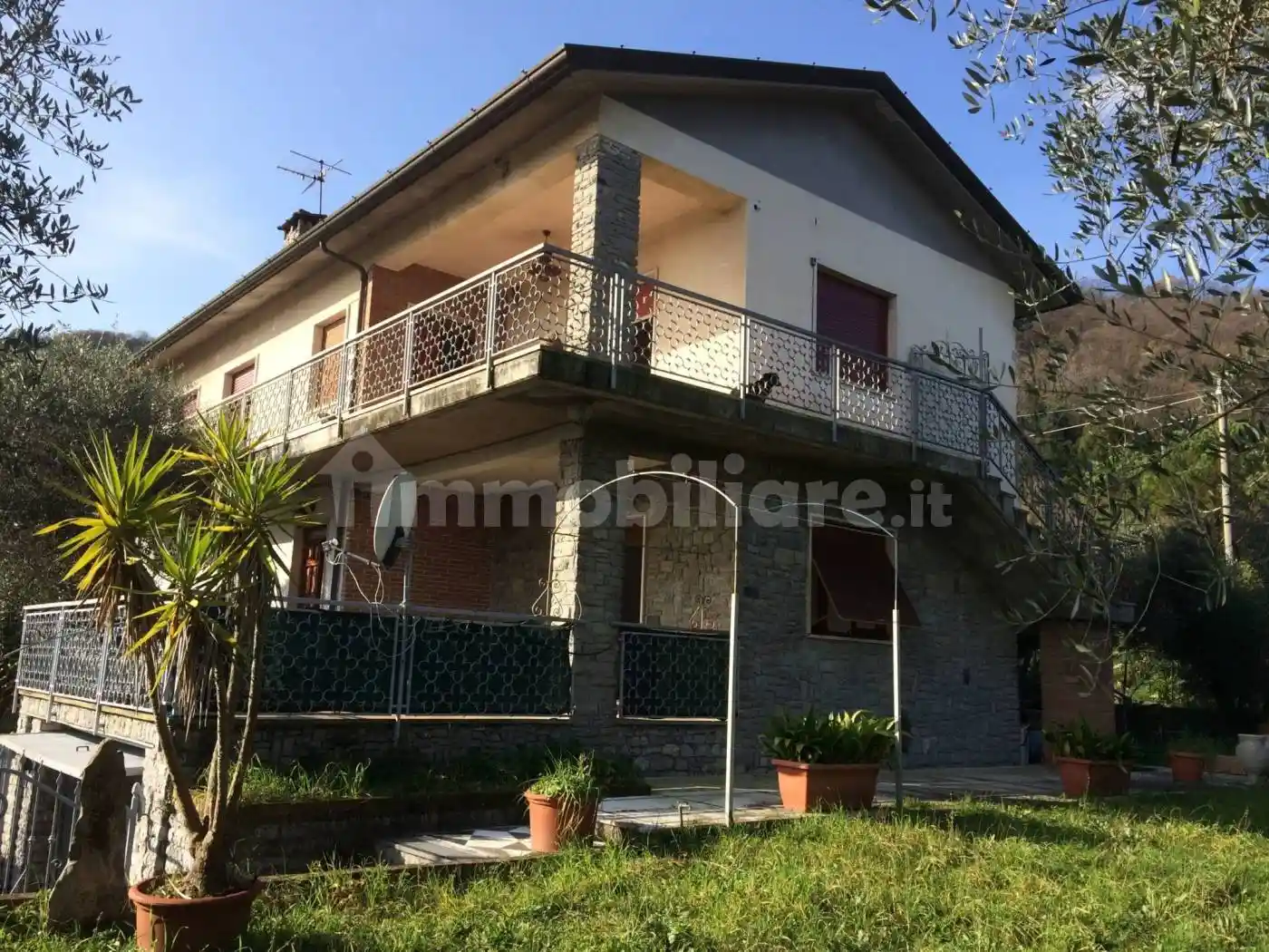 Villa in vendita a Ameglia