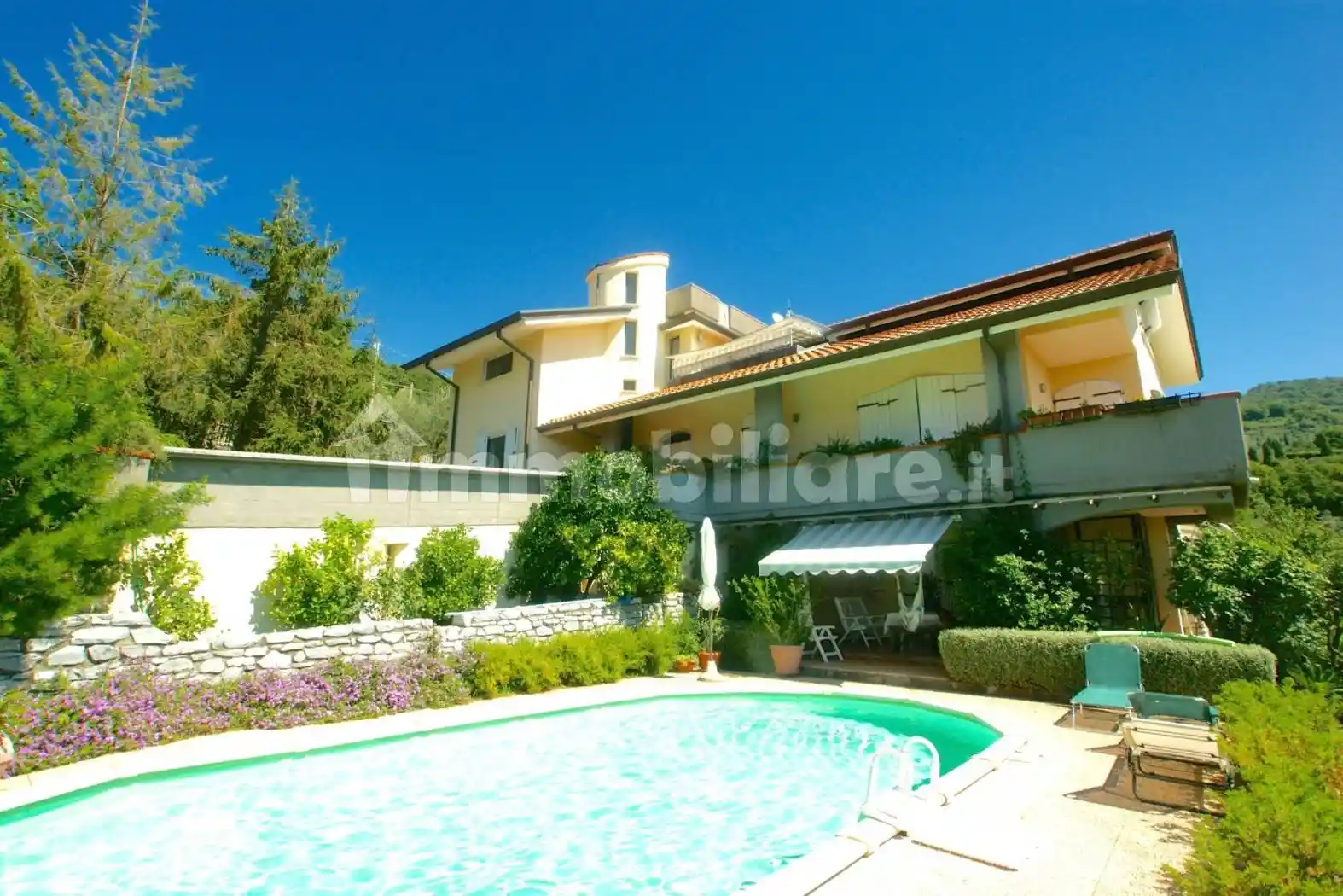 Villa in vendita a Castelnuovo Magra