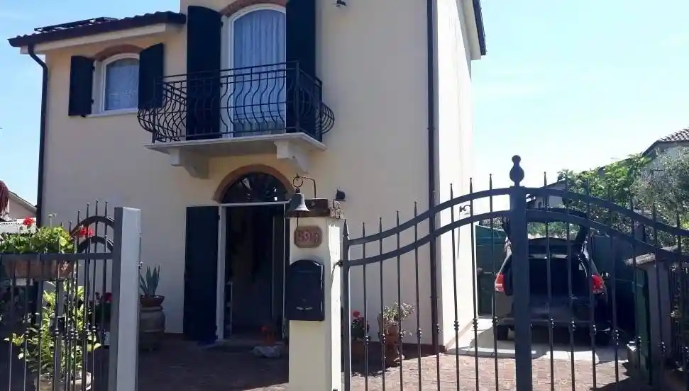 Villa in vendita a Ameglia