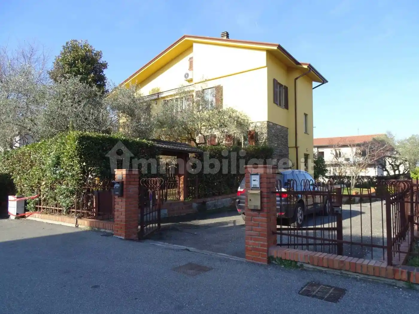 Villetta a schiera in vendita a Sarzana