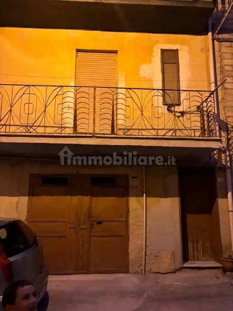 Terratetto unifamiliare via dei Mille 48, Centro, Butera - foto 2