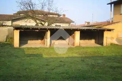 Rustico - Casale in vendita a Quinzano d'Oglio