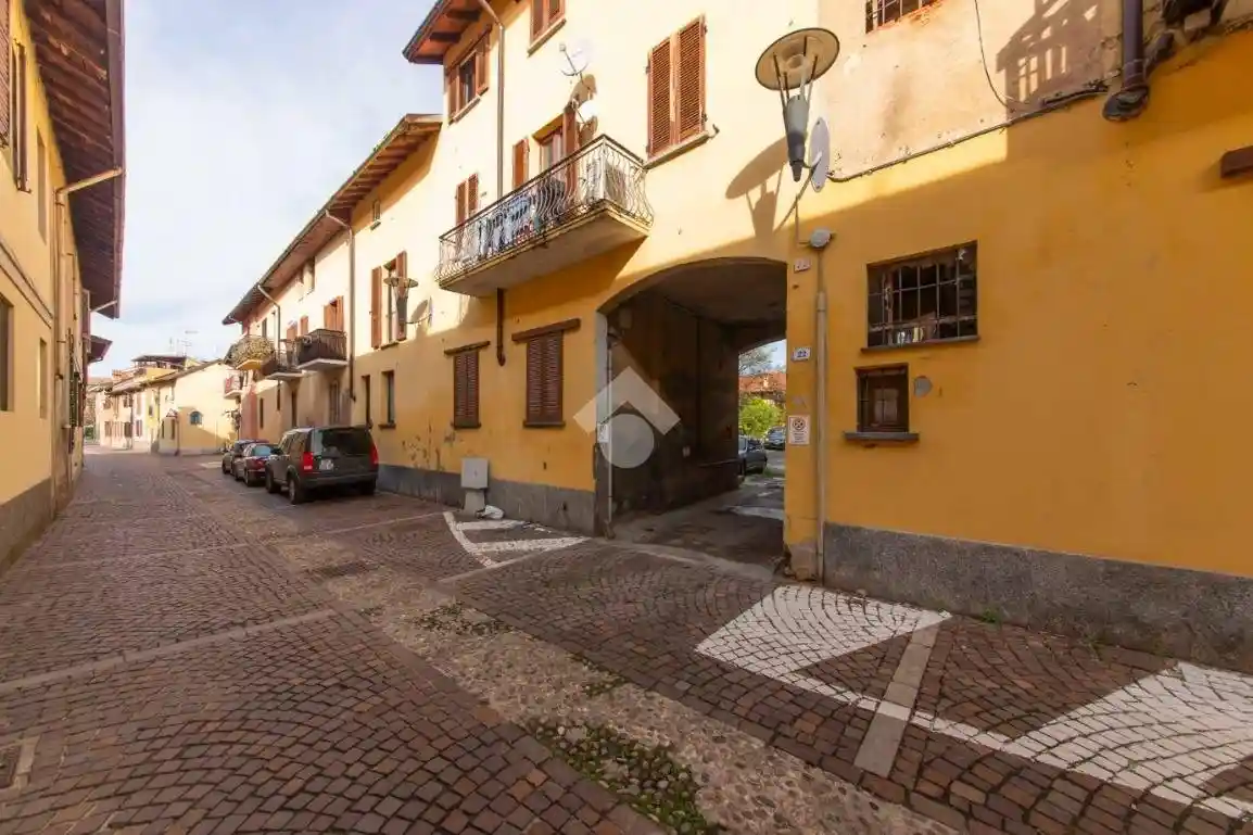 Rustico - Casale in vendita a Arese