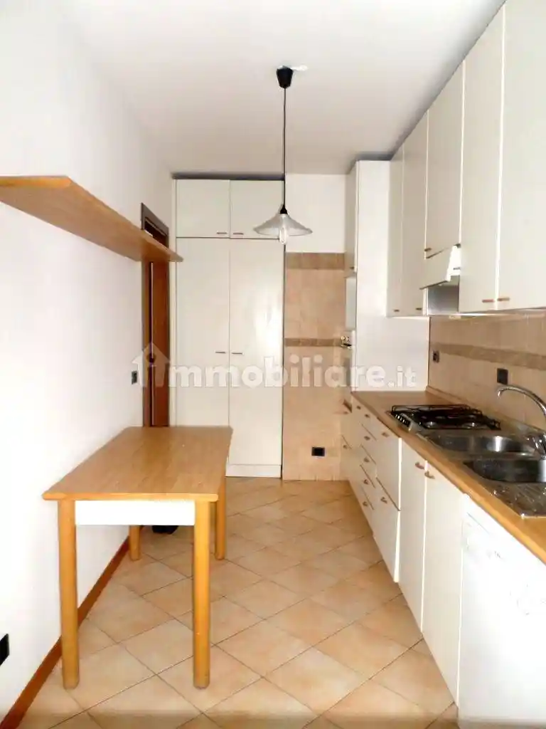 Quadrilocale via Cassano d'Adda 14, Corvetto, Milano - foto 4