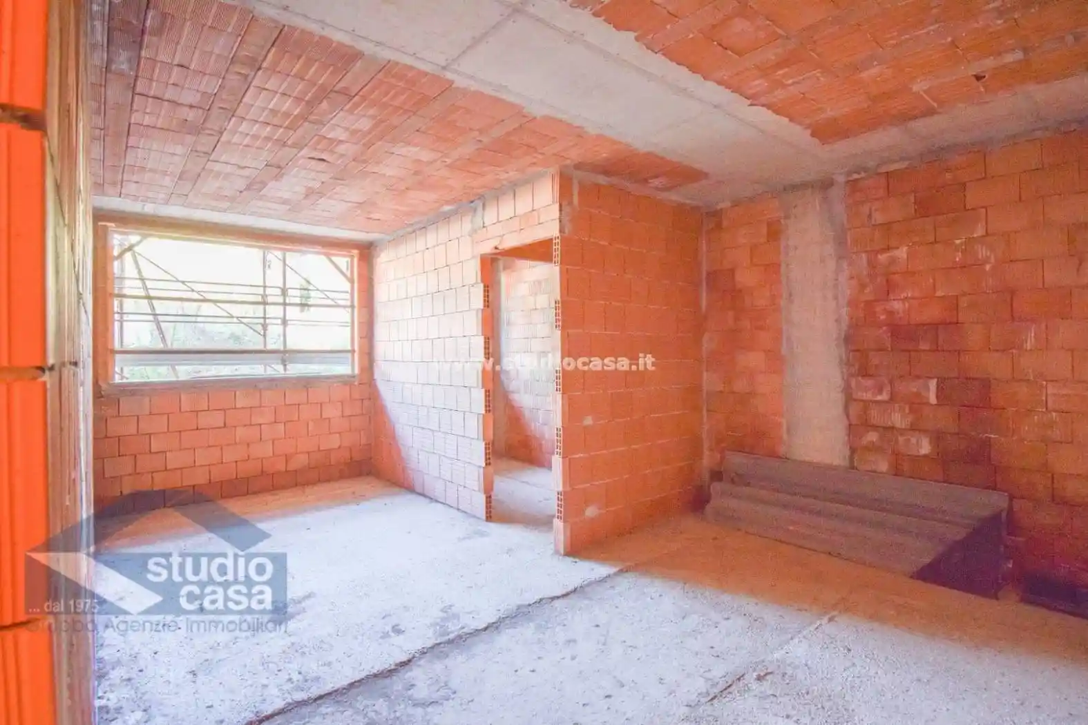 Palazzo - Edificio in vendita a Lodi