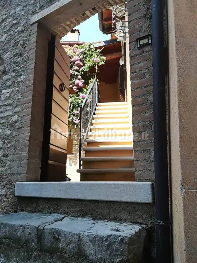 Appartamento in vendita a Toscolano-Maderno