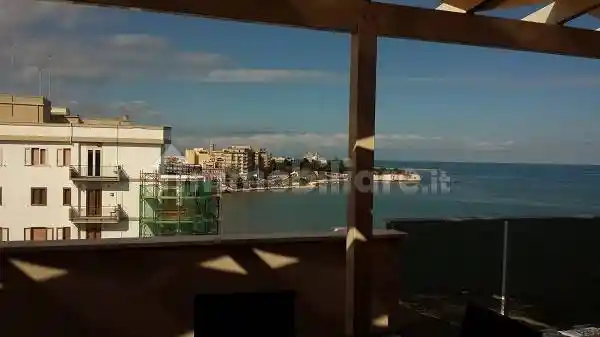 Attico - Mansarda in affitto a Trani