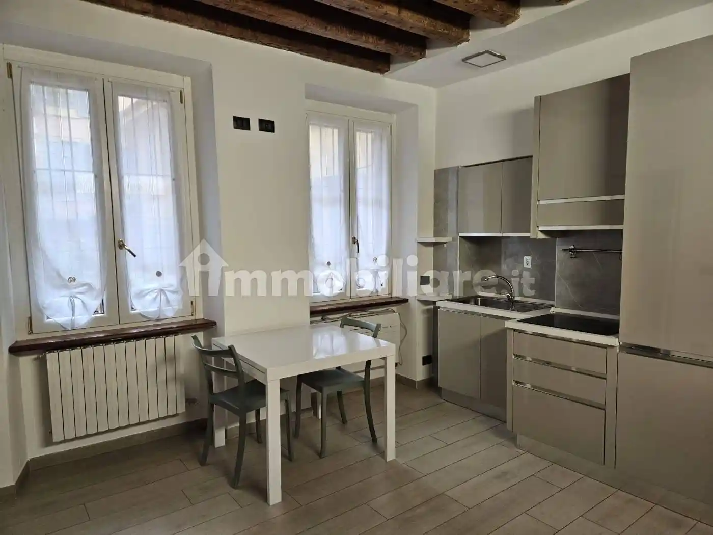 Appartamento in affitto a Monza
