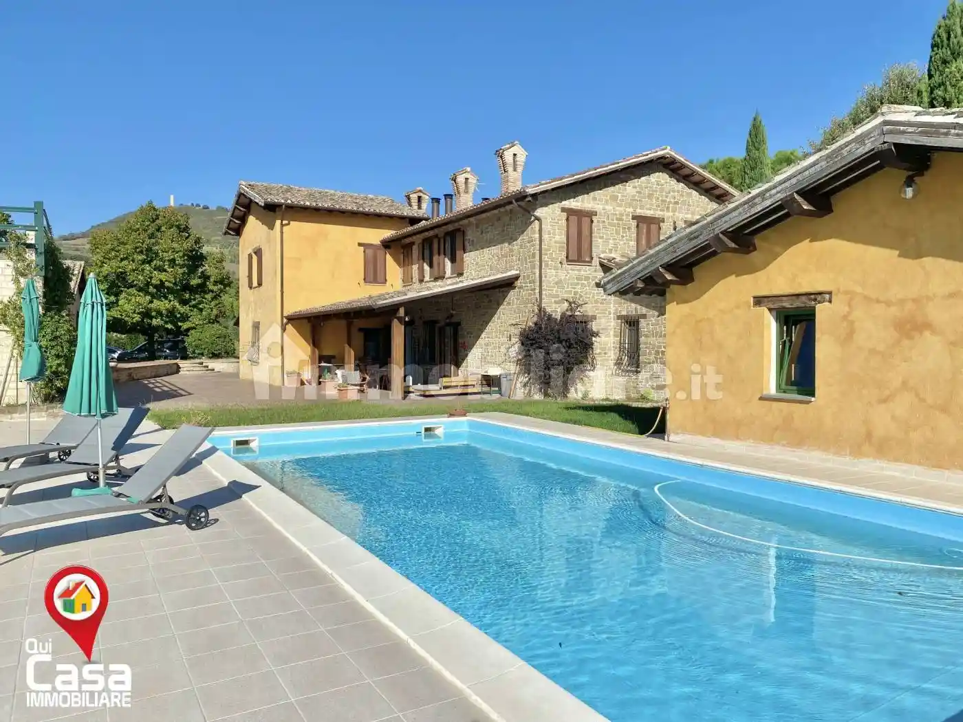 Villa in vendita a San Severino Marche