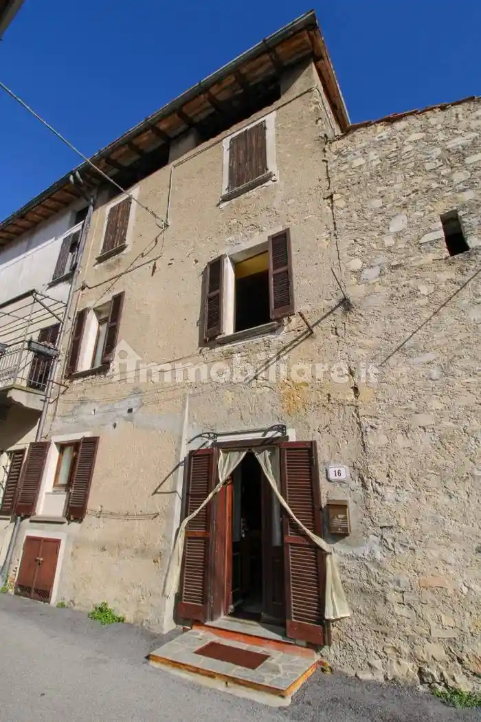 Appartamento in vendita a Alta Valle Intelvi