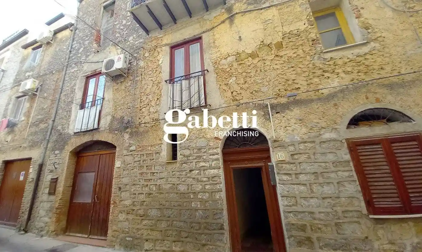 Casa indipendente in vendita a Gratteri