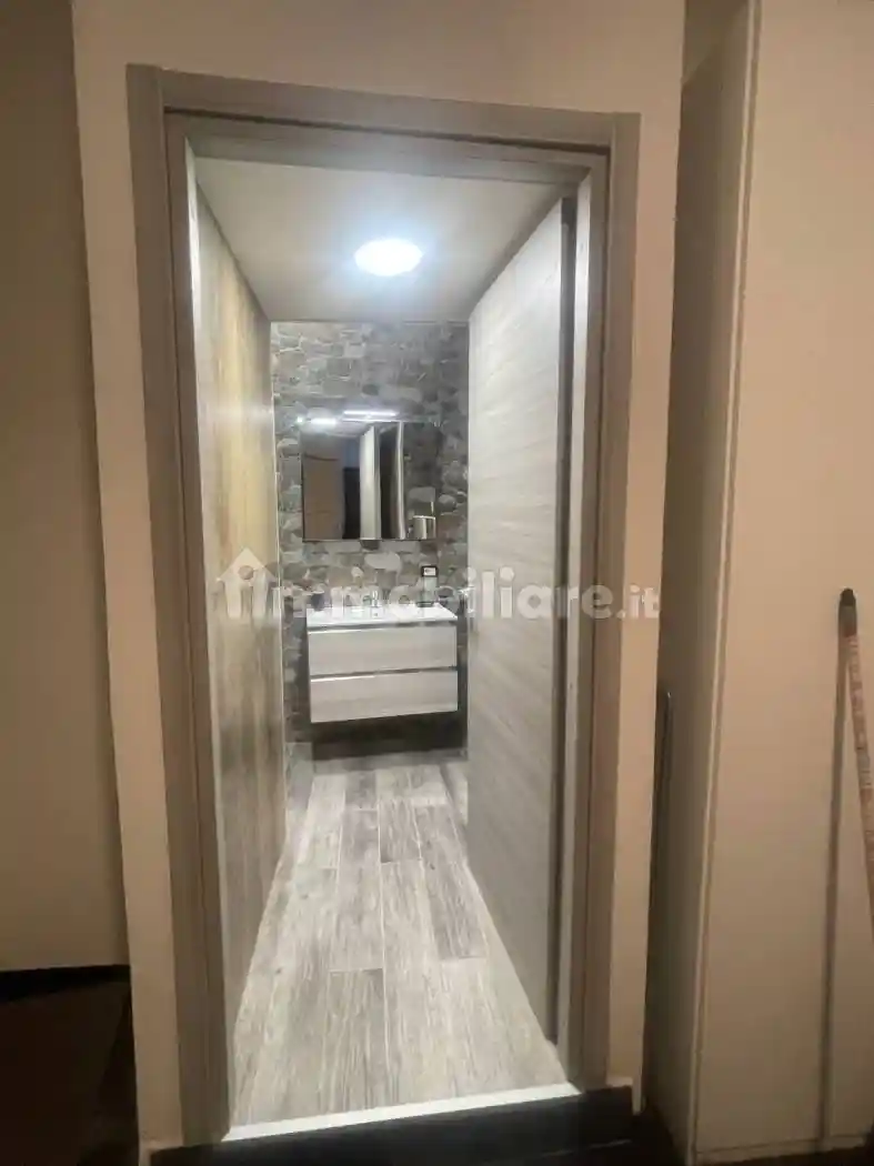 Bilocale via Enrico Caronti 44, Blevio - foto 4