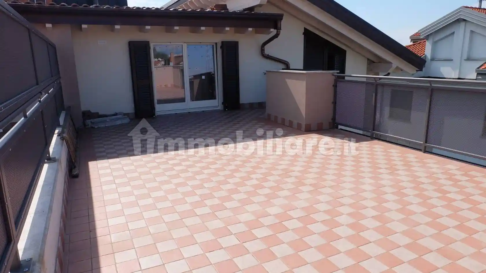 Appartamento in vendita a Caponago