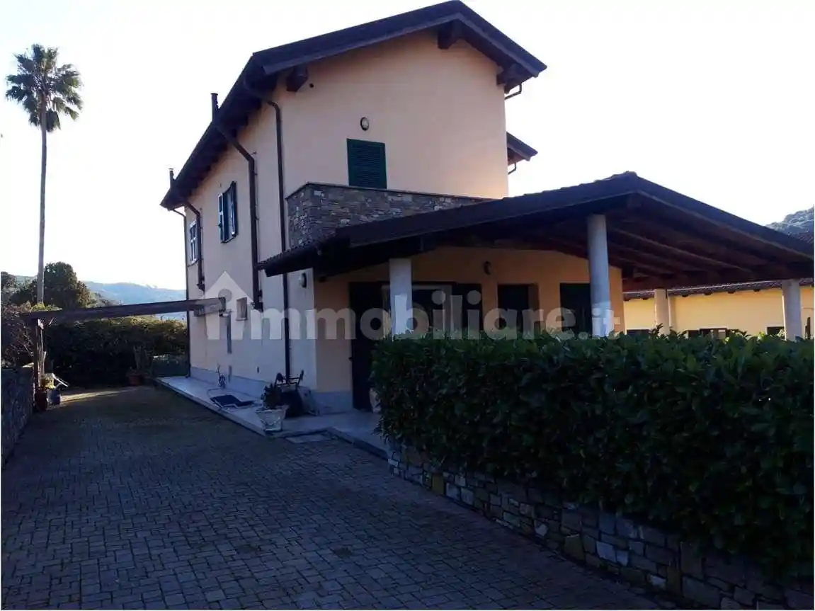 Villa in vendita a Andora