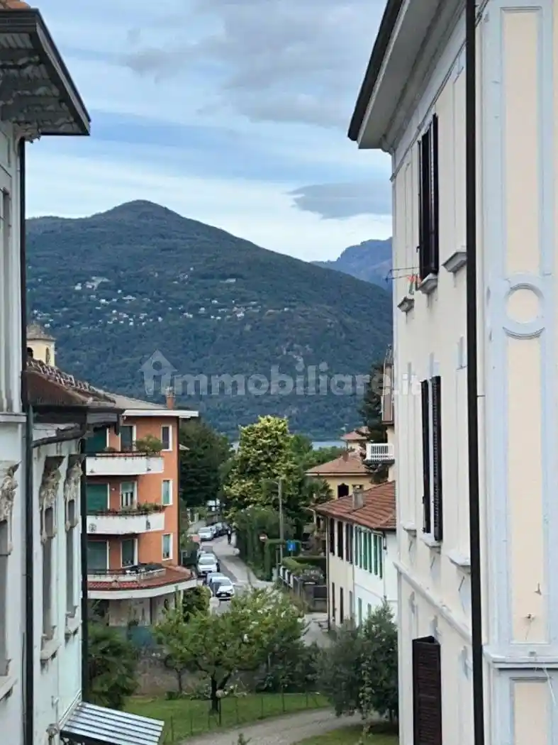 Appartamento in vendita a Luino
