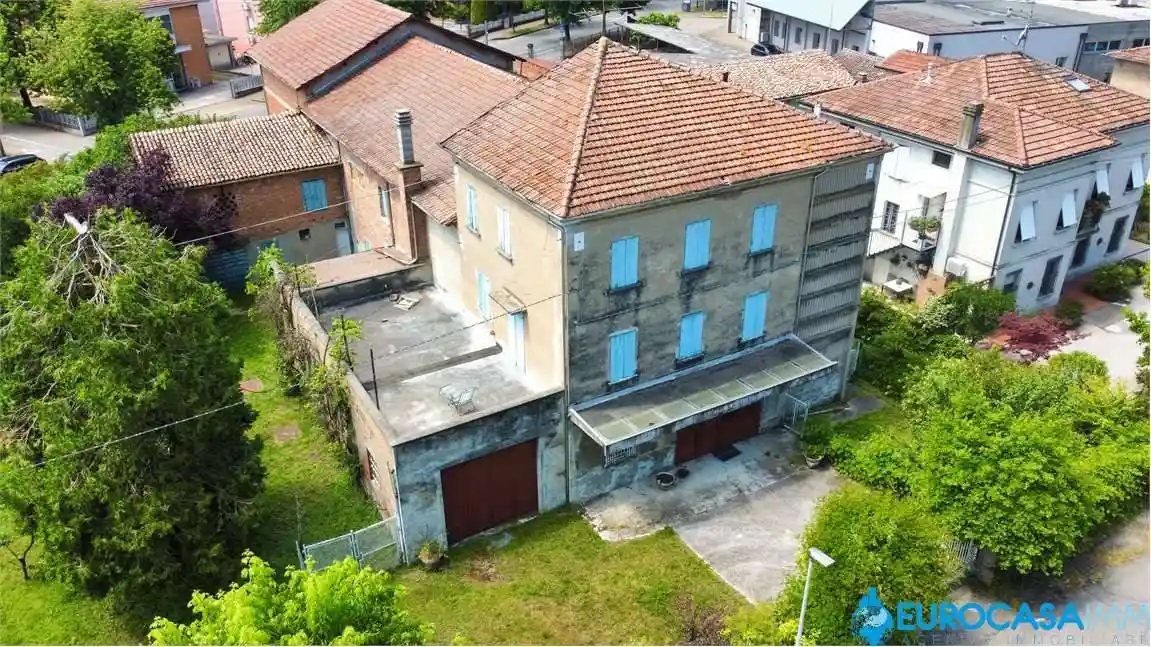 Rustico - Casale in vendita a Fabbrico