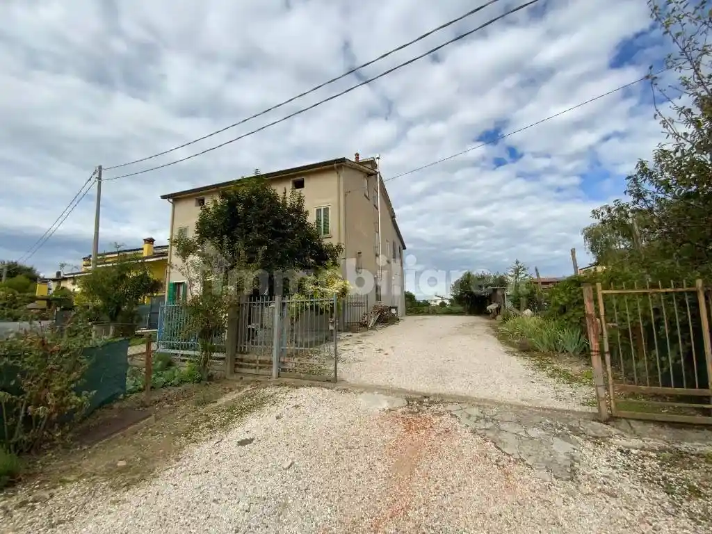 Villa in vendita a Selvazzano Dentro