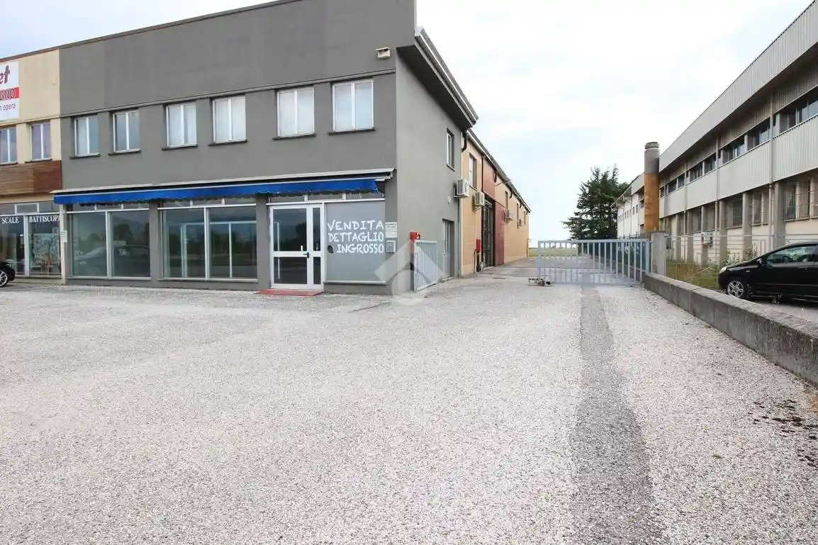 Rustico Strada Statale 54 9, Zona Industriale II, Remanzacco - foto 2