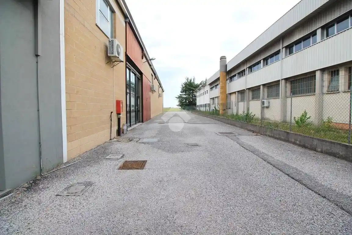 Rustico Strada Statale 54 9, Zona Industriale II, Remanzacco - foto 4