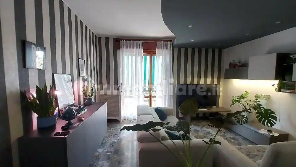 Appartamento in vendita a Piacenza