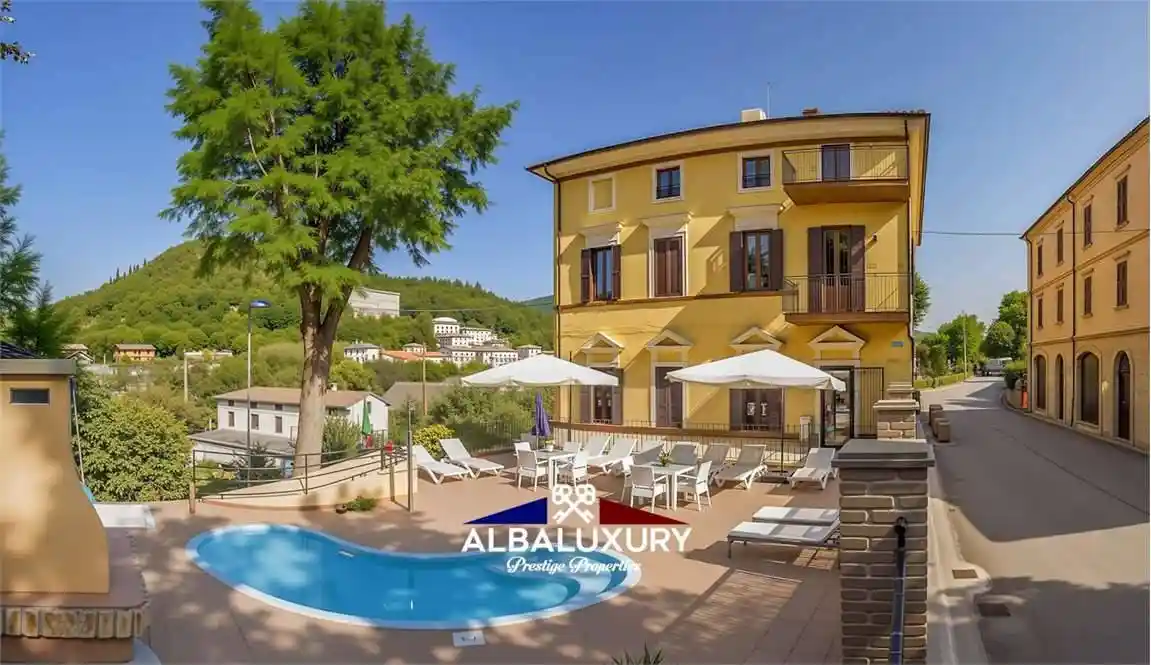 Villa in vendita a Sassoferrato