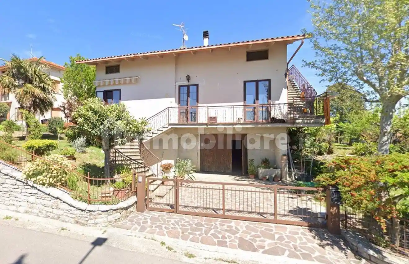 Villa in vendita a Castiglione del Lago