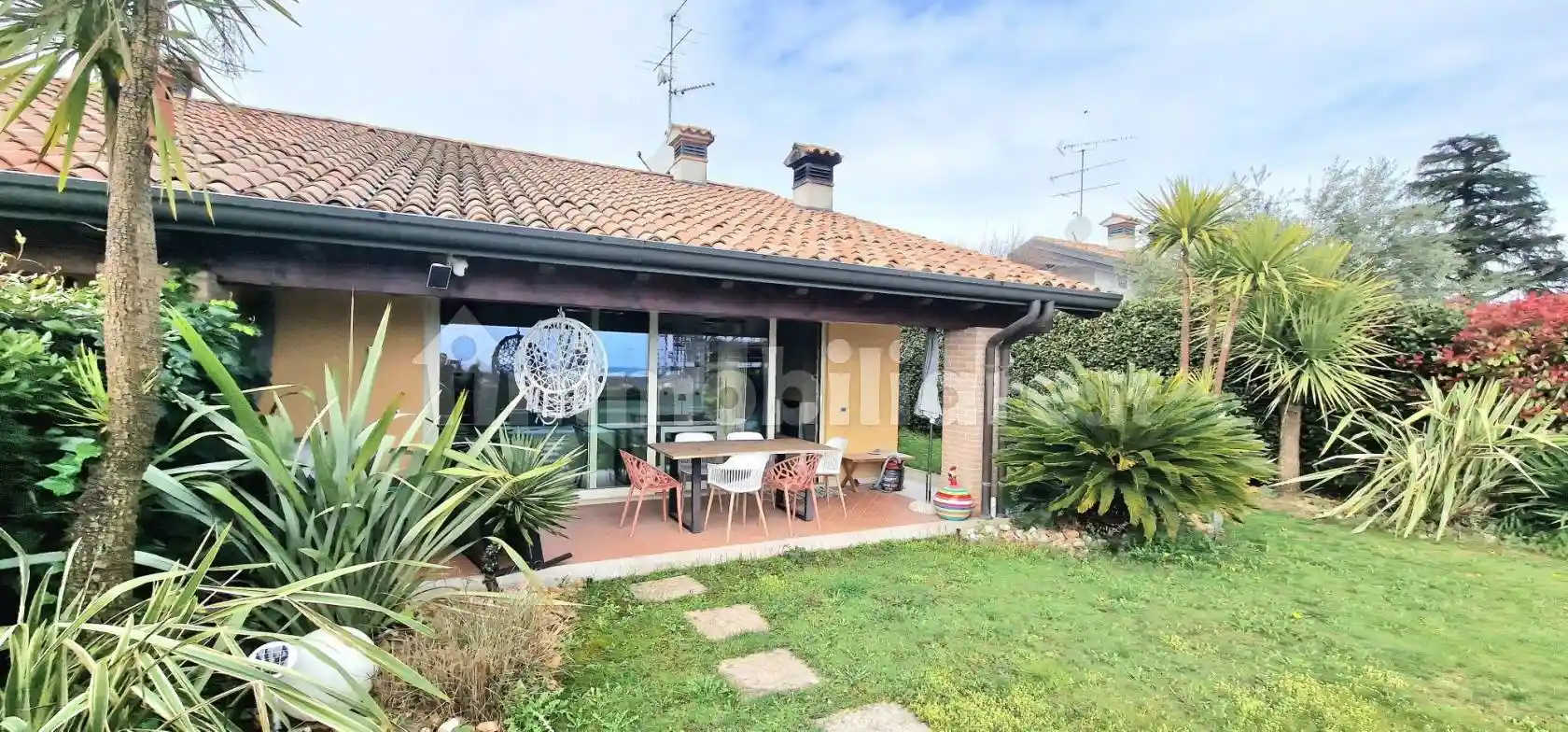 Villa in vendita a Lonato del Garda
