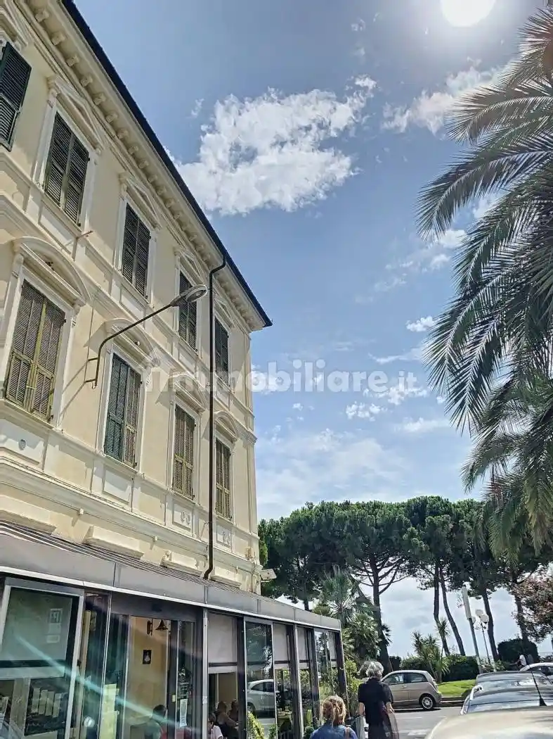 Appartamento in vendita a Diano Marina