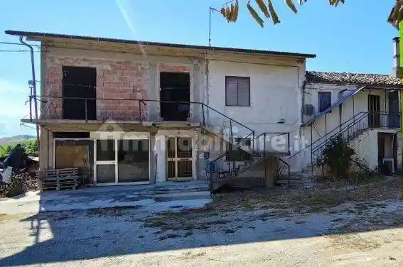 Casa indipendente in vendita a Montegranaro