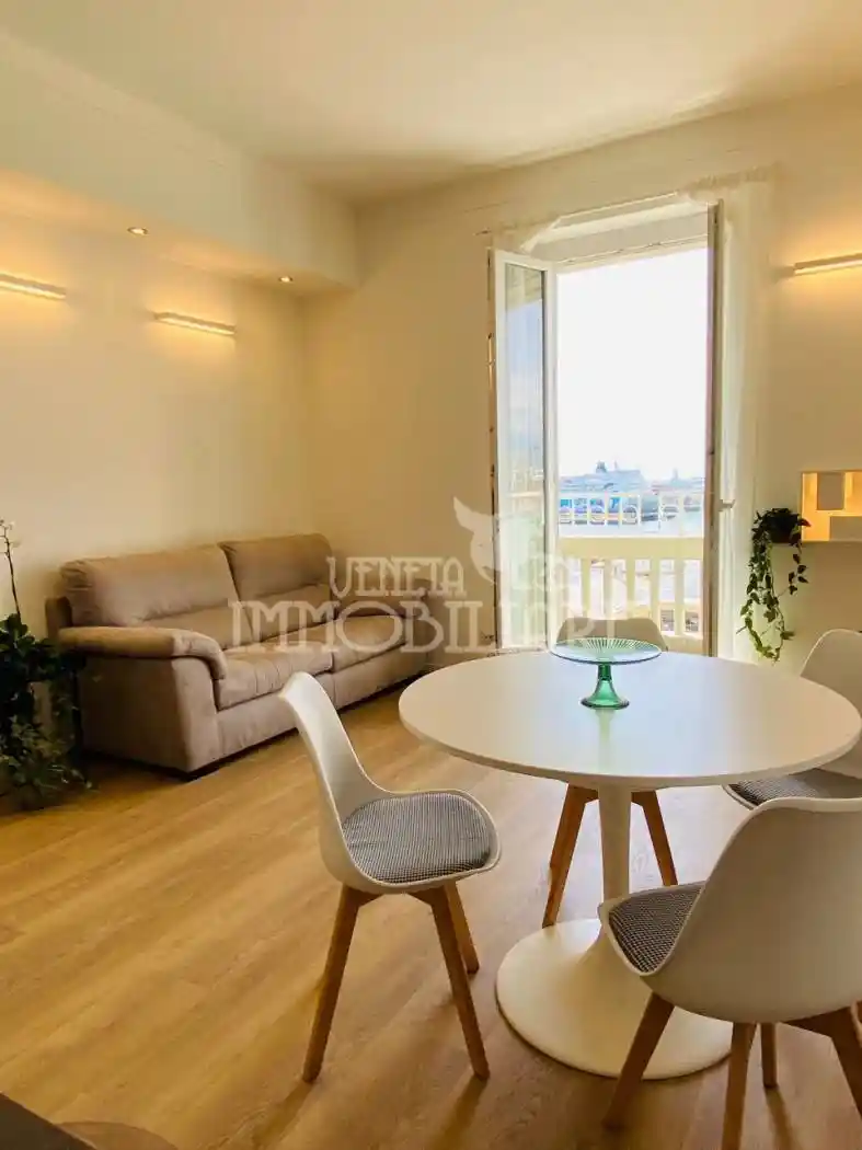 Appartamento in affitto a Genova