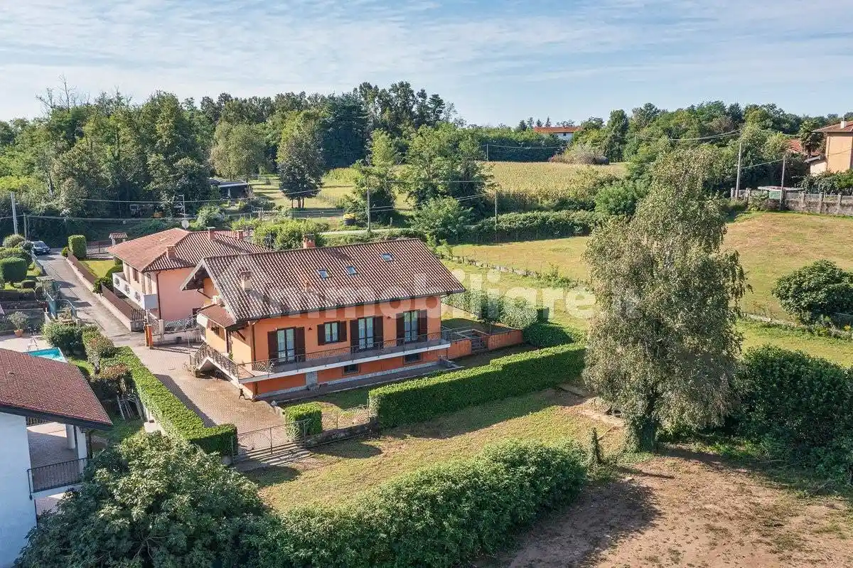 Villa in vendita a Gattico-Veruno