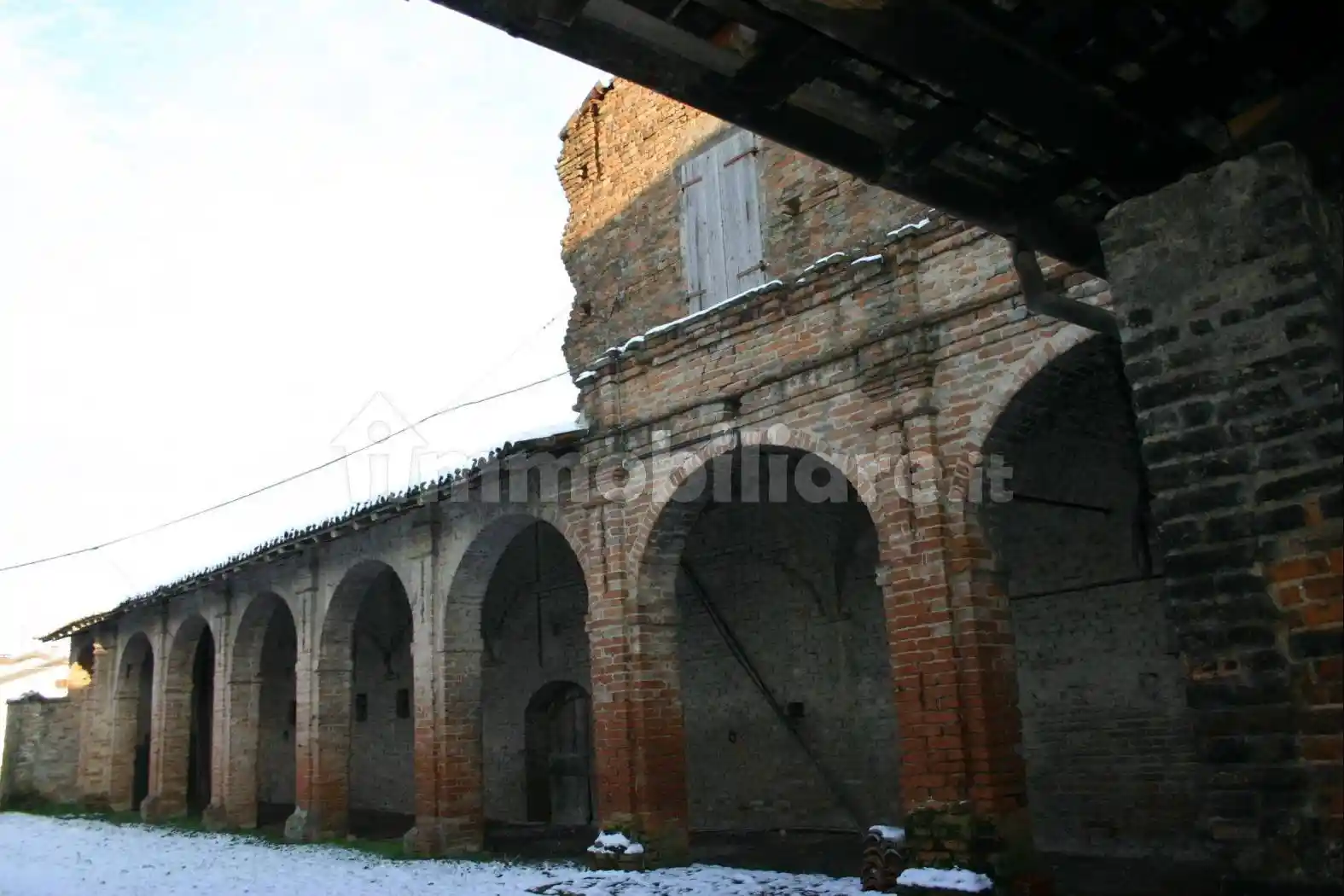 Palazzo - Edificio in vendita a Cortemaggiore