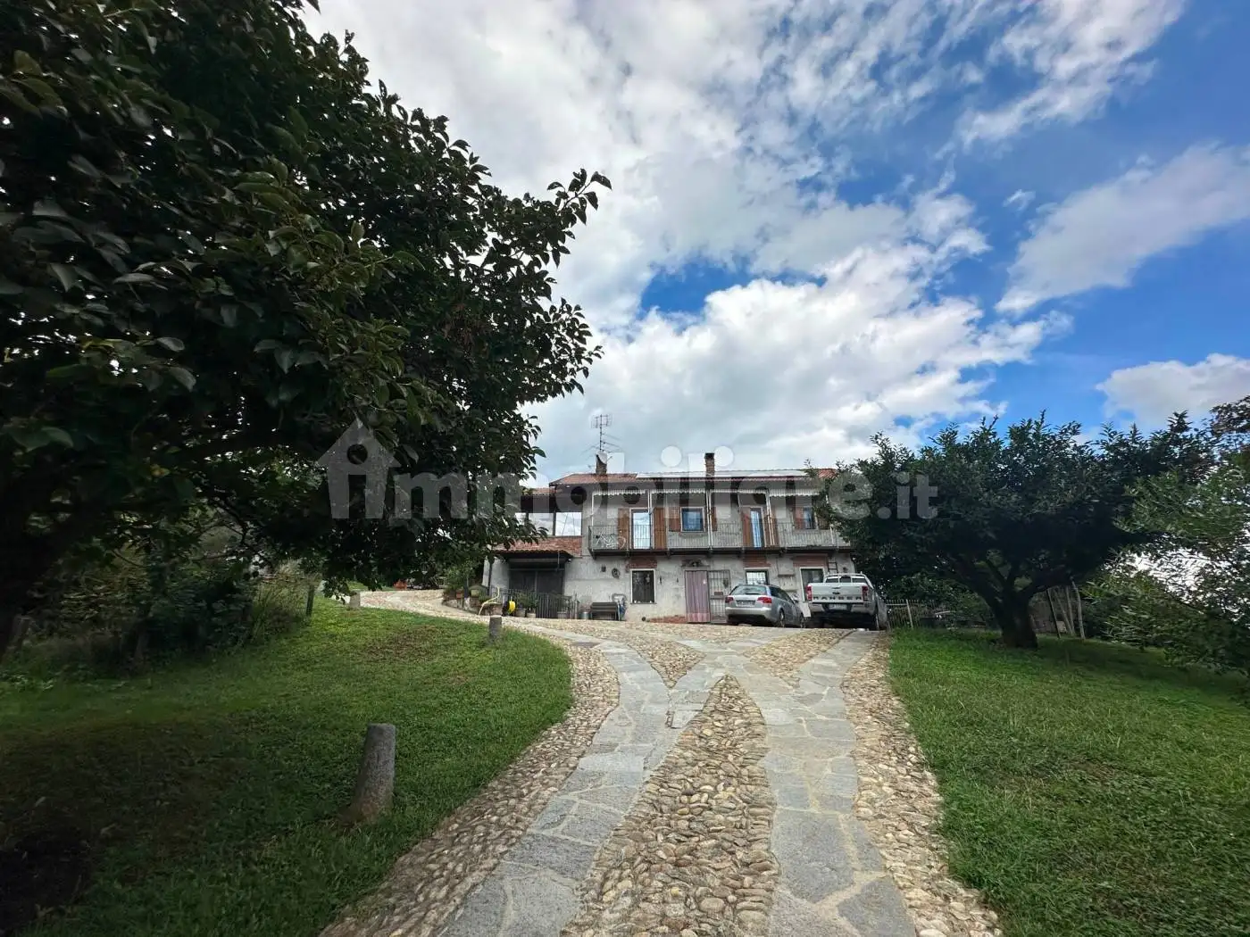 Villa in vendita a Zubiena