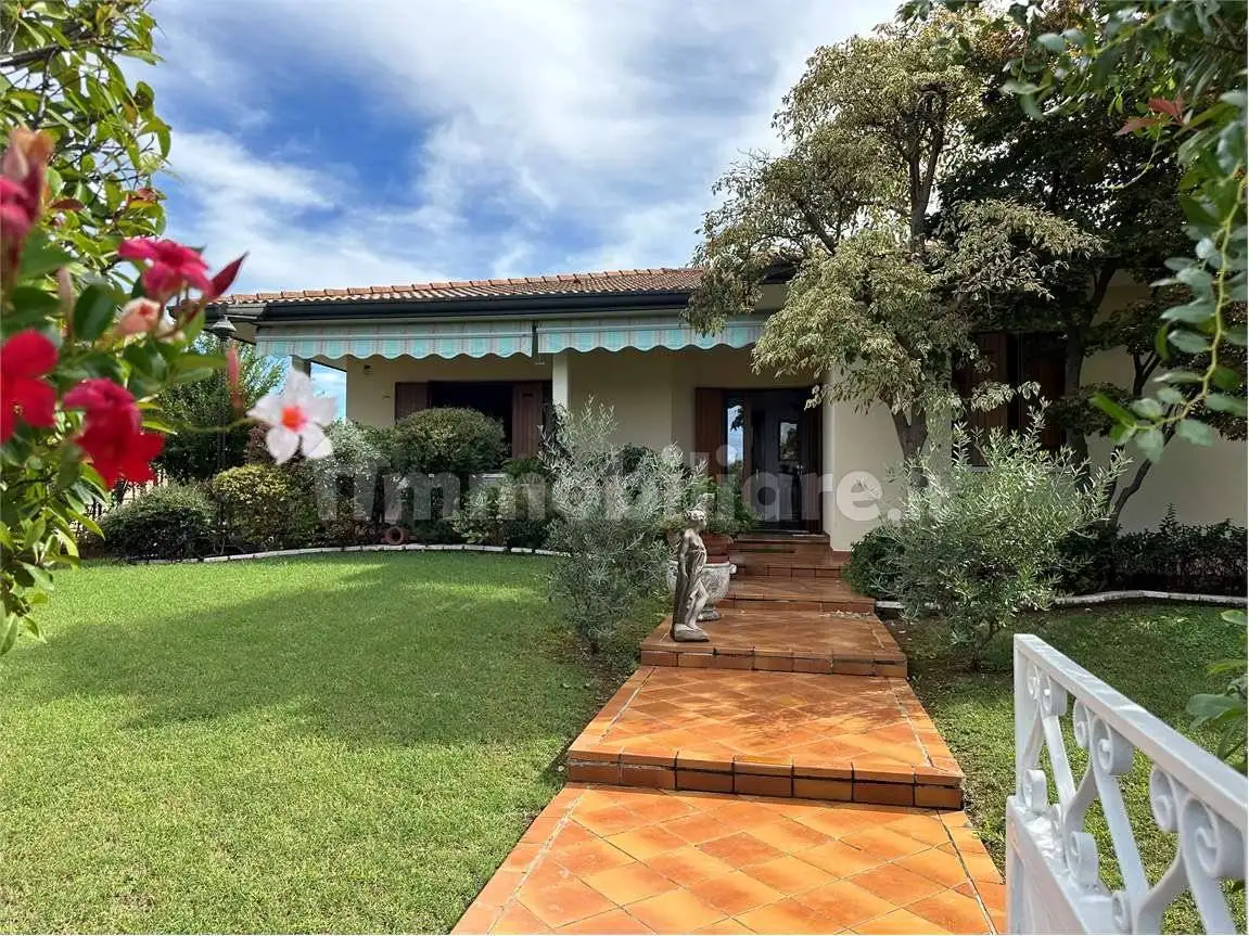 Villa in vendita a Altivole
