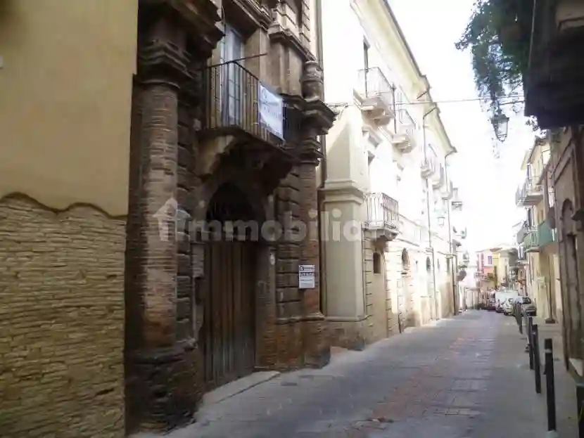 Palazzo - Edificio - foto 2