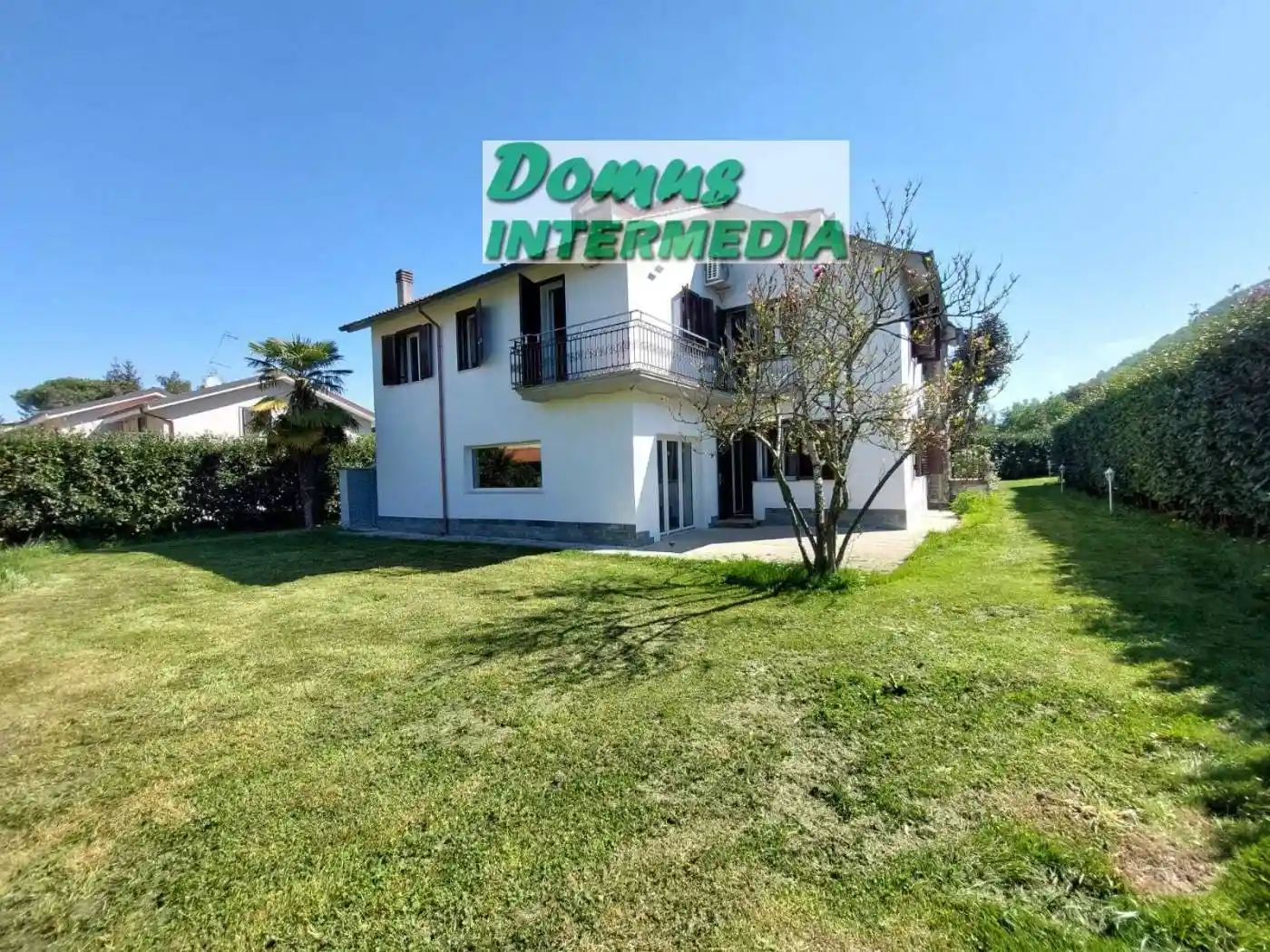 Villa in vendita a Ronciglione