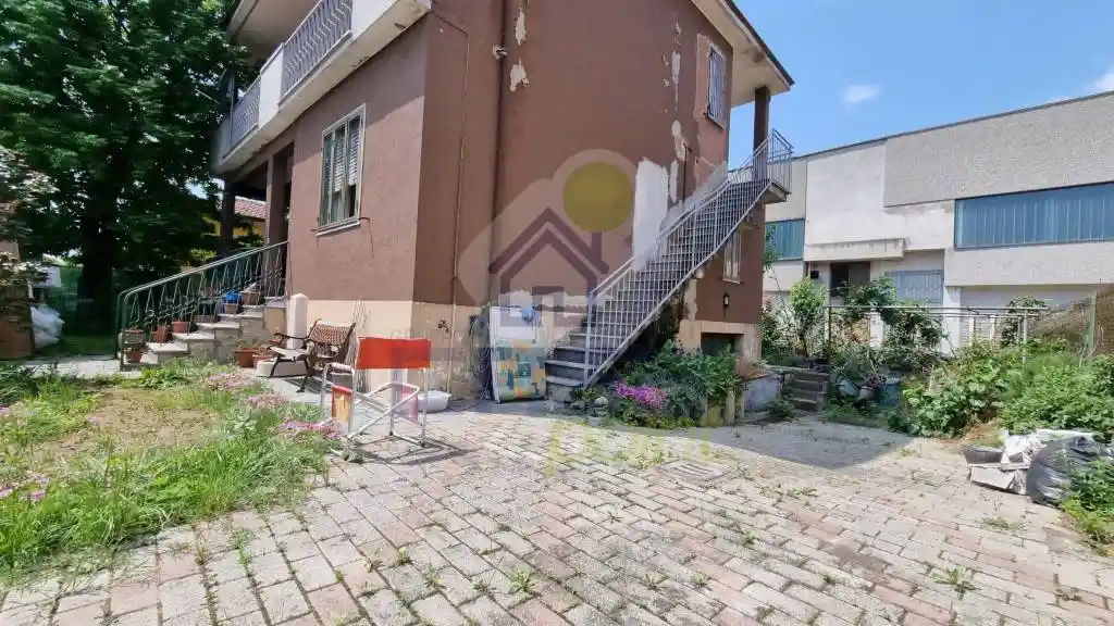 Villa in vendita a Codogno