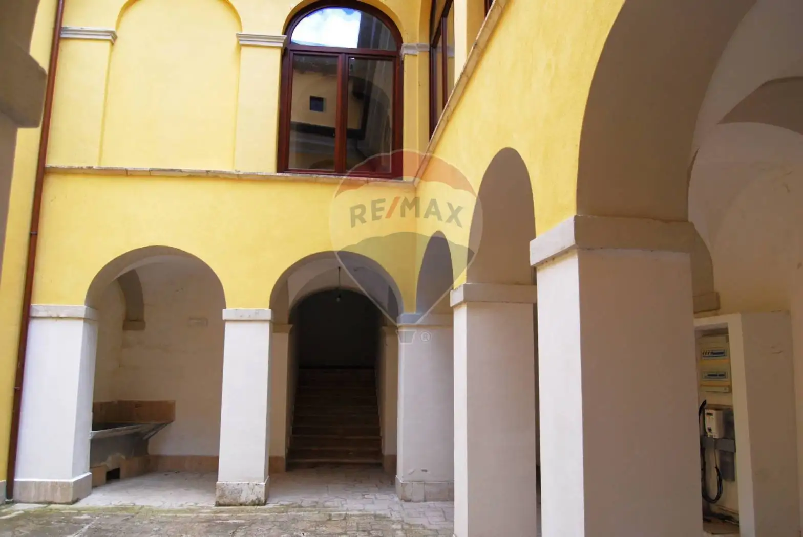 Terratetto unifamiliare piazza Vittorio Emanuele III 8, Centro, Barete - foto 5