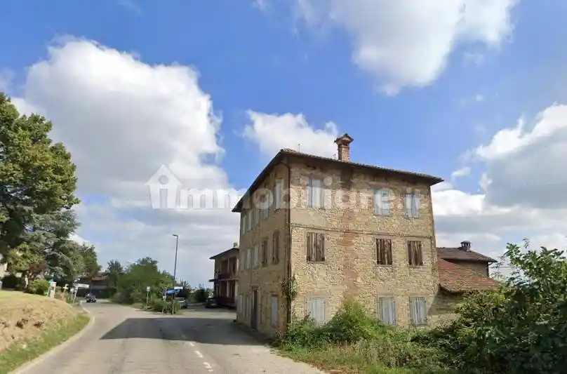 Appartamento in vendita a Baiso