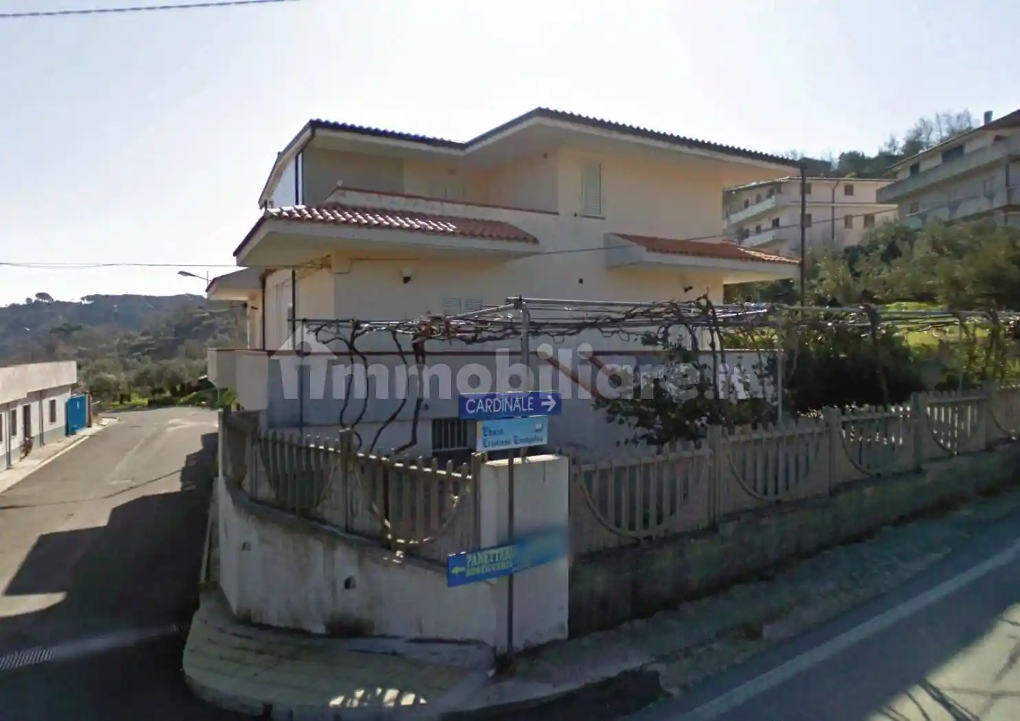 Villa bifamiliare piazza Cesare Battisti, Centro, Satriano - foto 2