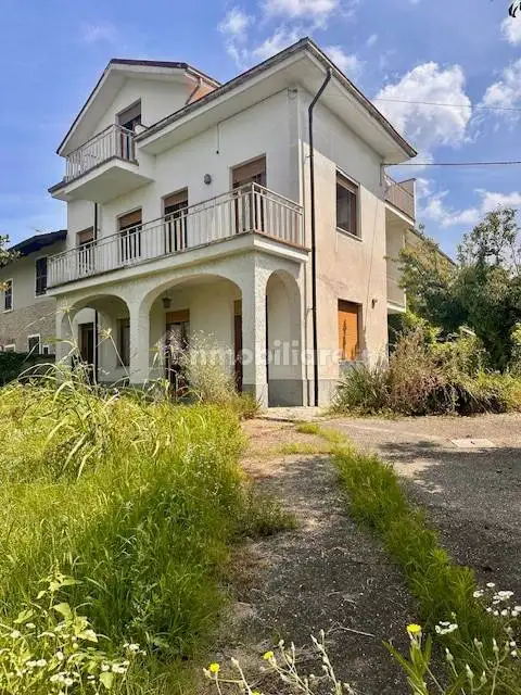 Villa in vendita a Villadeati