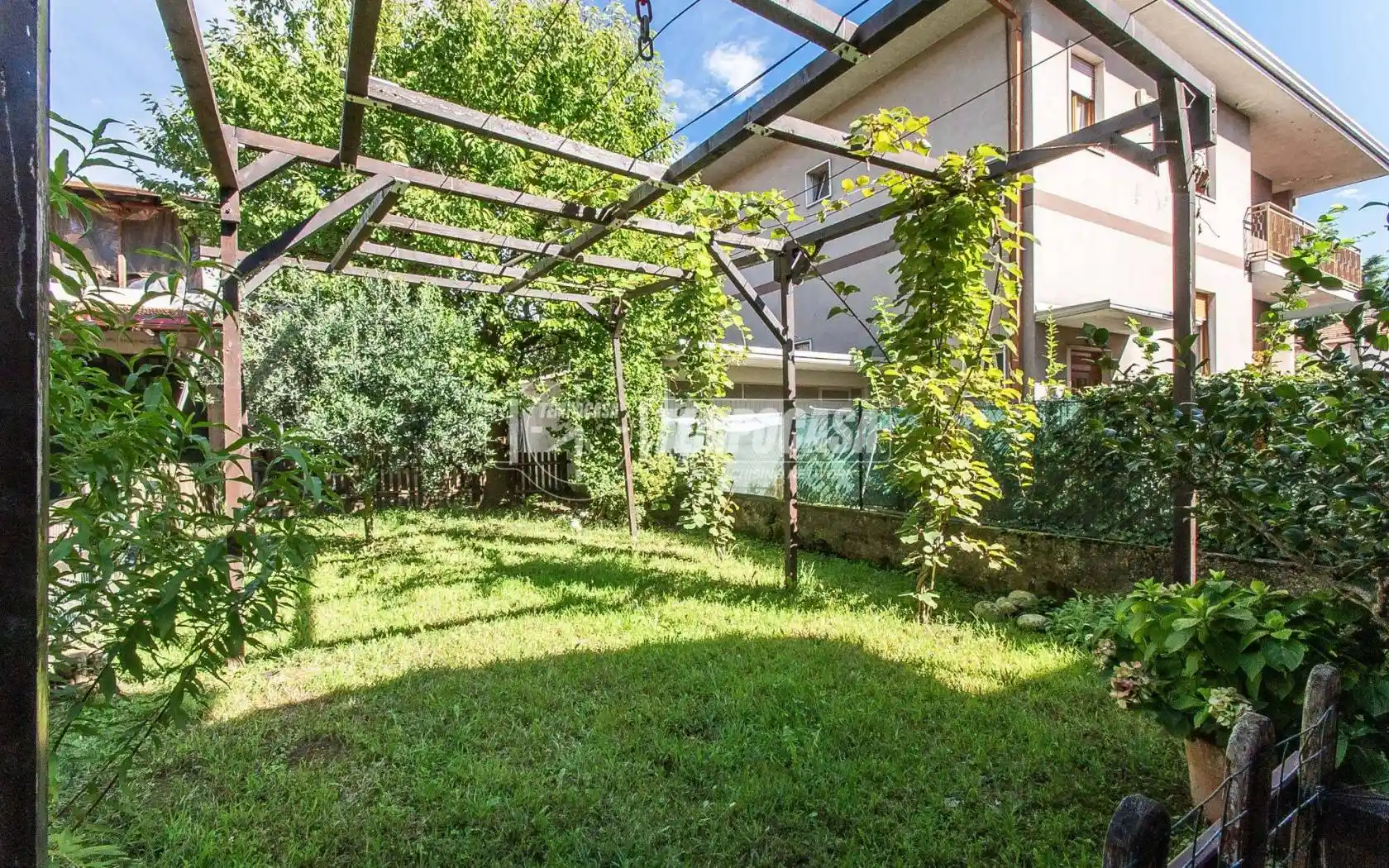 Casa indipendente in vendita a Olgiate Olona