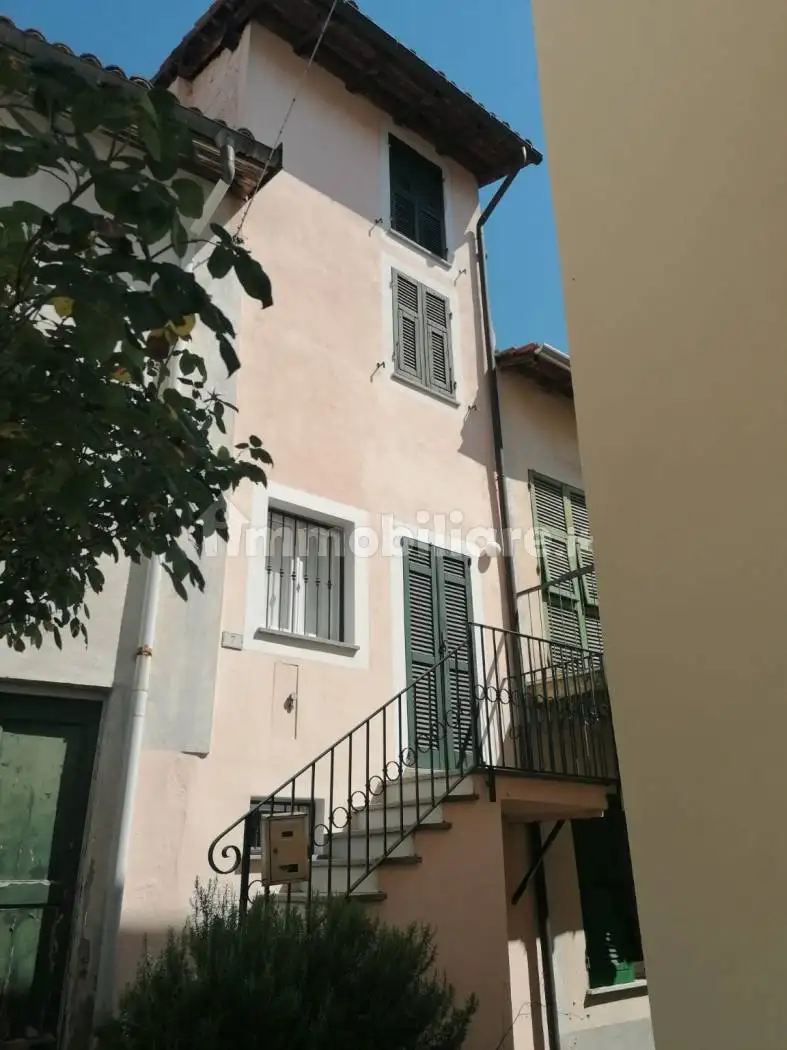 Casa indipendente in vendita a Tassarolo