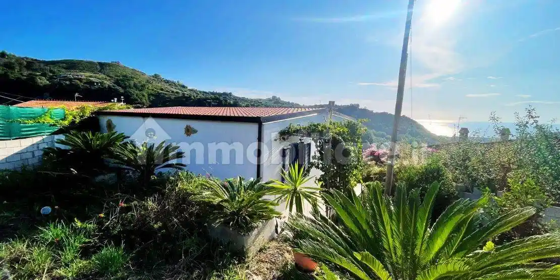 Villa unifamiliare Contrada Oracchio Bassa 42, Oracchio, Belvedere Marittimo - foto 3