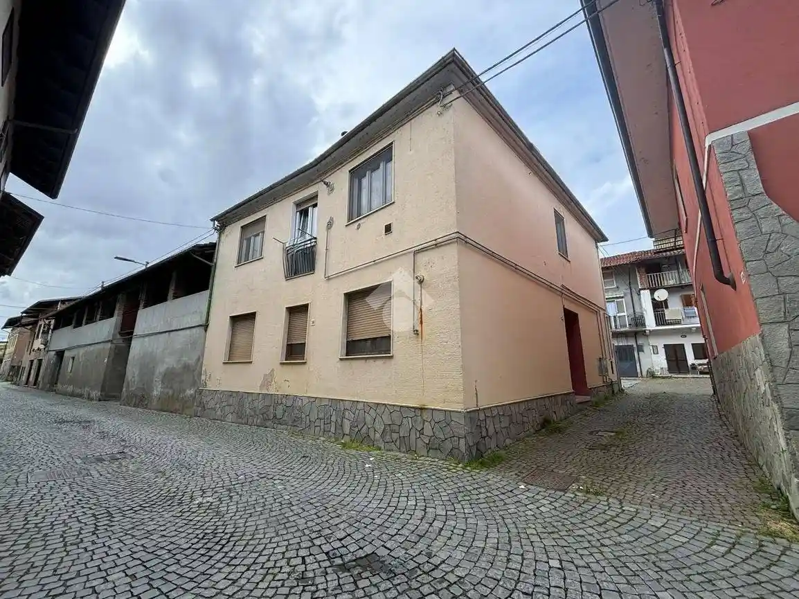 Appartamento in vendita a Strambino