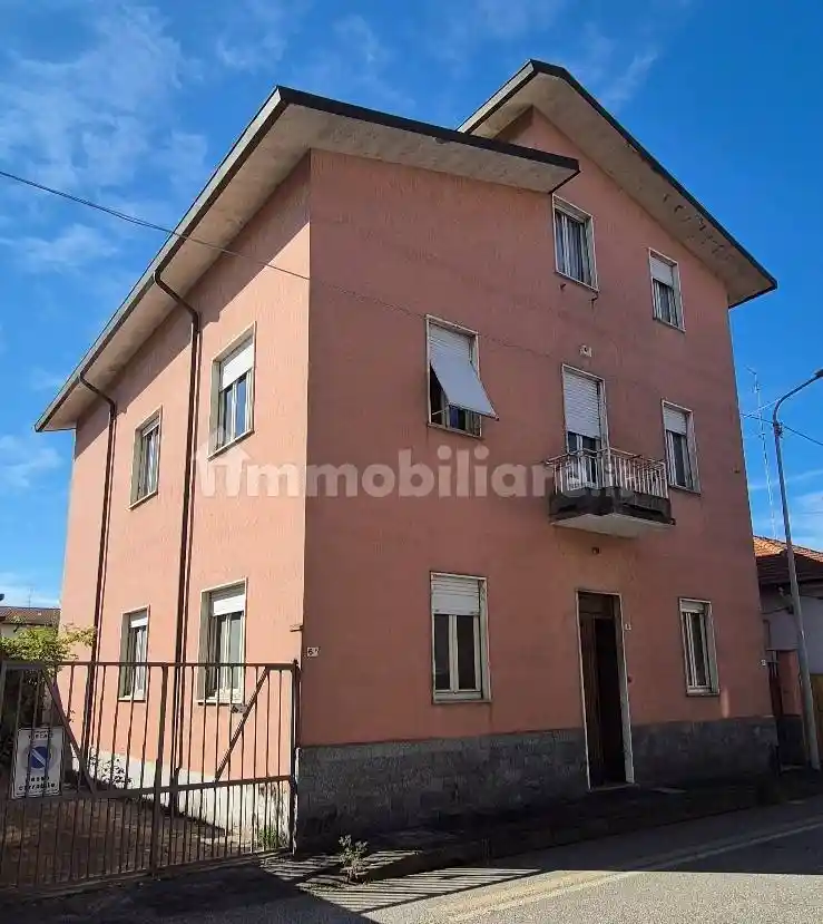 Villa in vendita a Trecate