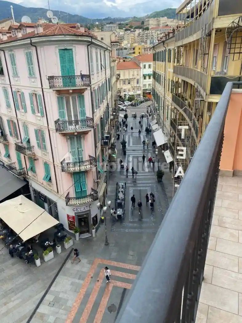 Appartamento in vendita a Sanremo