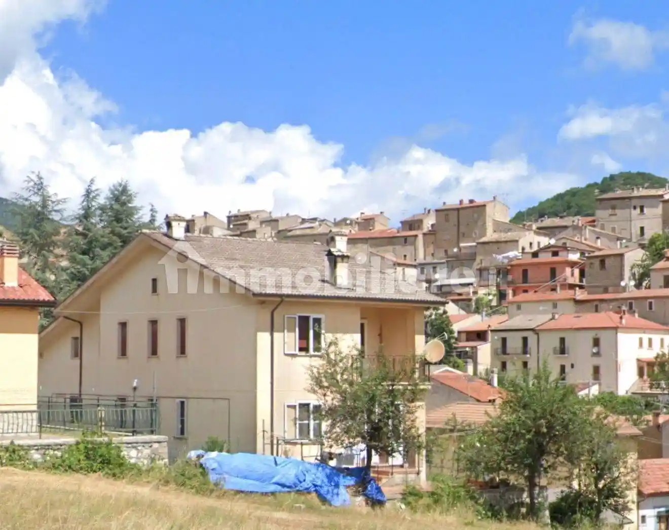 Villa in vendita a Villalago