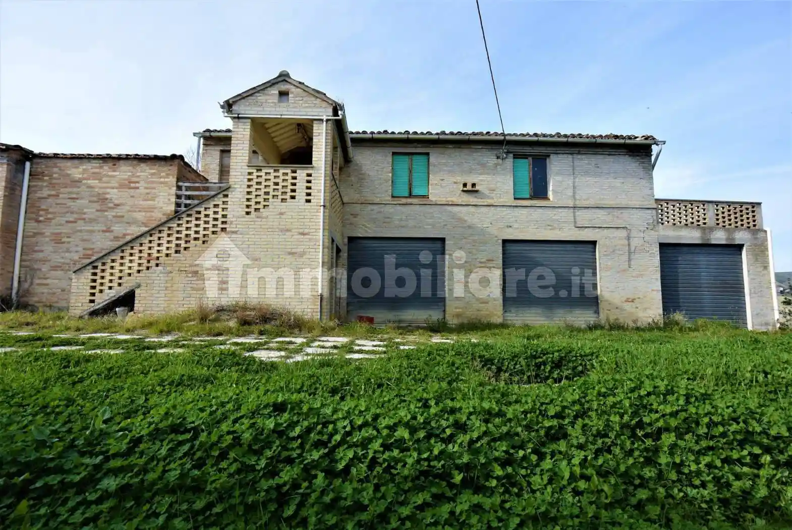 Rustico - Casale in vendita a Fermo