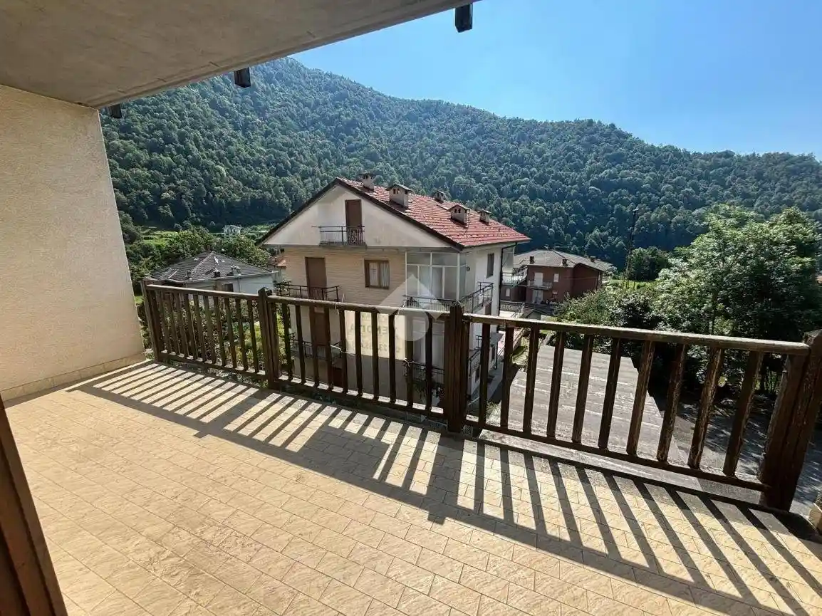 Appartamento in vendita a Mezzenile